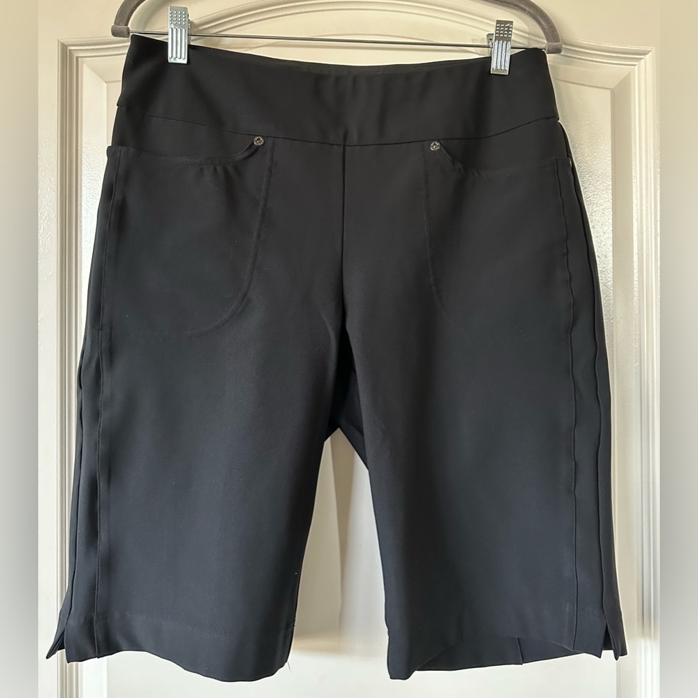 Tail Activewear Milano Golf Shorts - Size 12
